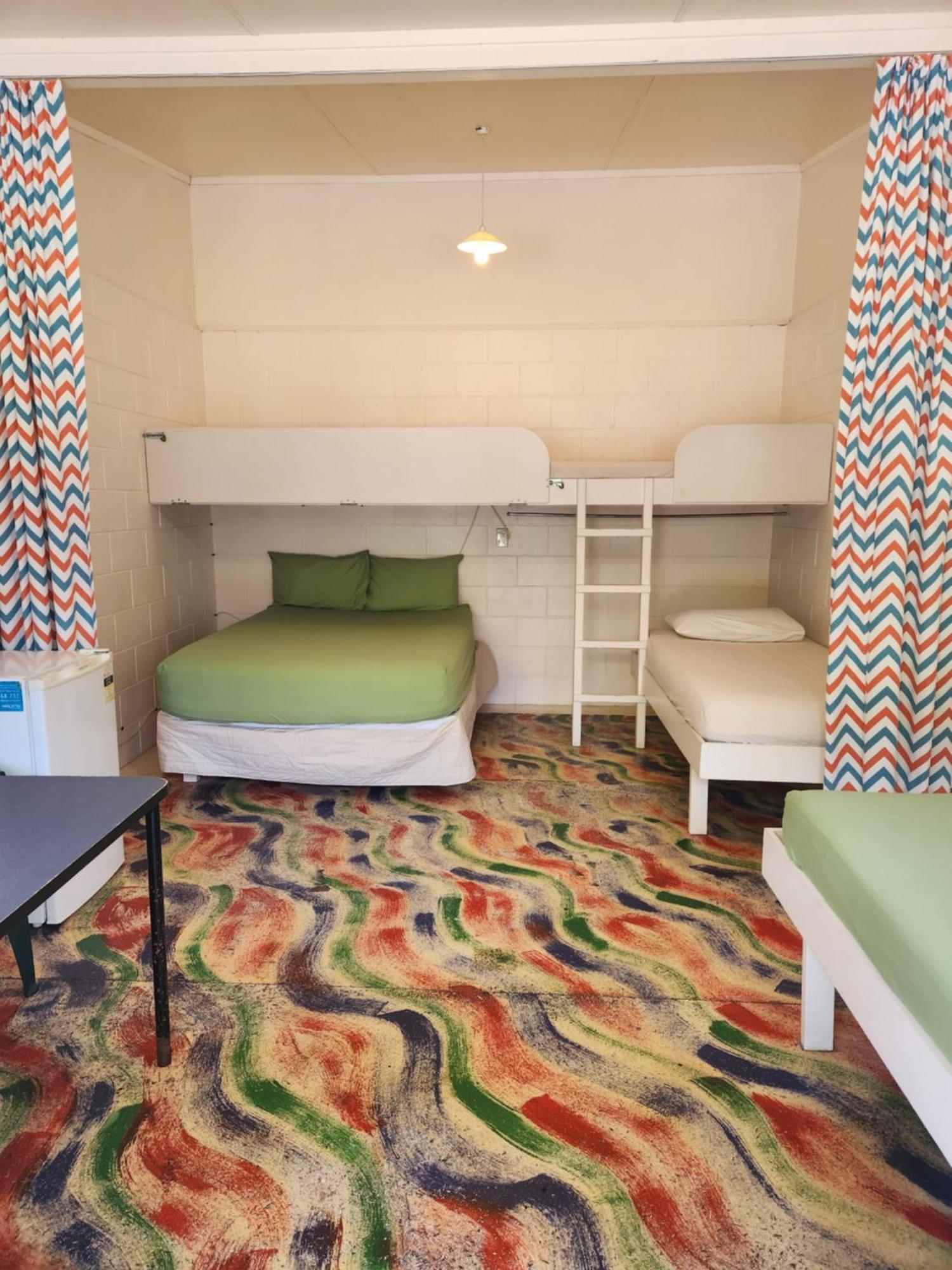 Bay Of Islands Holiday Park Пайхия Екстериор снимка